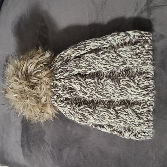 Accessories - Beige/ Brown Knot Hat